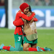 Le Maroc est le 𝗣𝗥𝗘𝗠𝗜𝗘𝗥 𝗣𝗔𝗬𝗦 𝗔𝗥𝗔𝗕𝗘 à se 𝗤𝗨𝗔𝗟𝗜𝗙𝗜𝗘𝗥 au second tour de la Coupe du Monde Féminine !